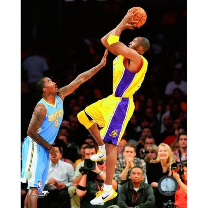 Kobe Bryant 2010-11 Action Photo Print - Item PFSAAMY00601 Image 1