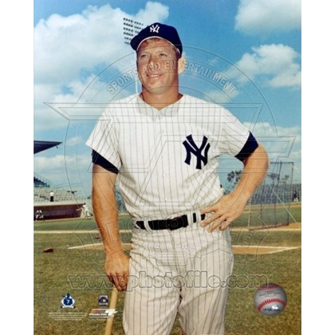Mickey Mantle Posed Sports Photo Image 1