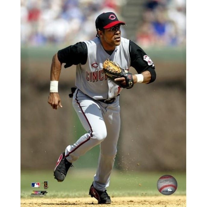 Barry Larkin Action Photo Print Image 1