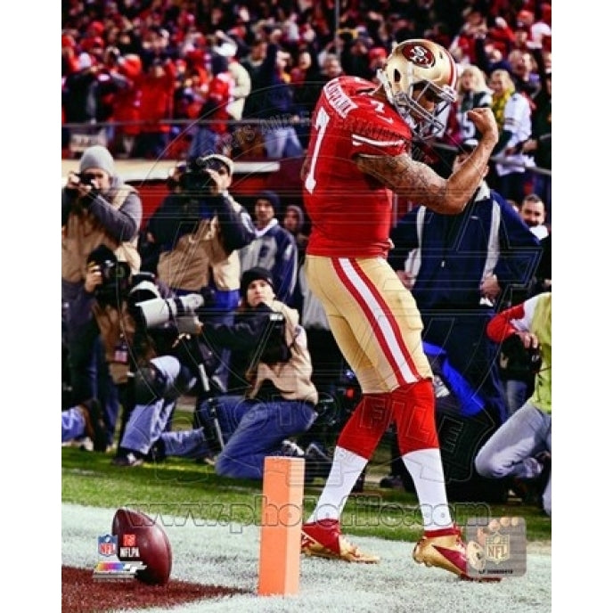 Colin Kaepernick Touchdown 2012 NFC Divisional Playoff Action Sports Photo Image 1