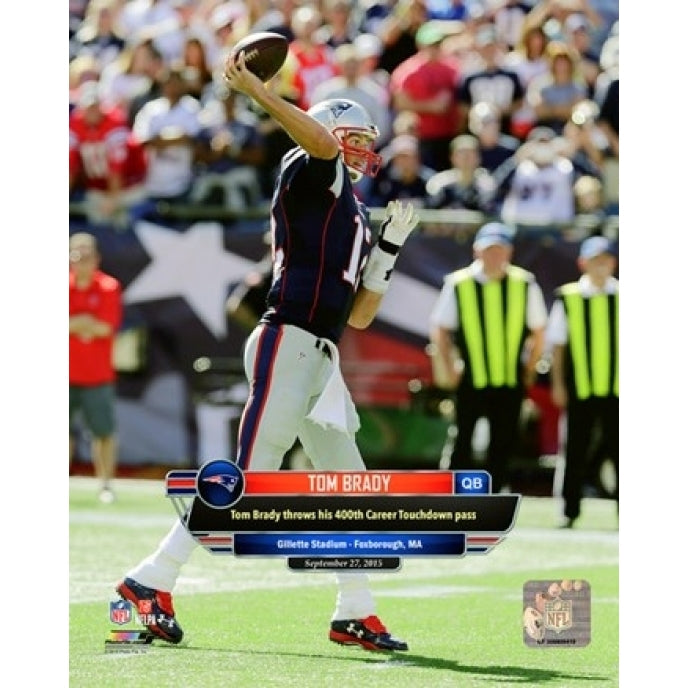 Tom Brady 400th Career Touchdown Pass September 27 2015 in Foxborough MA. Sports Photo Image 1