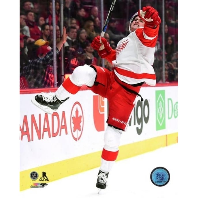 Dylan Larkin 2015-16 Action Photo Print Image 1