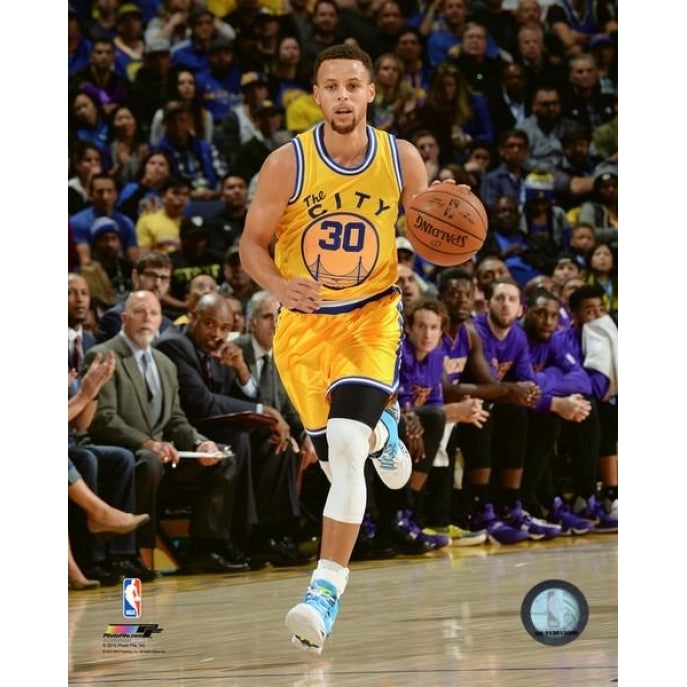 Stephen Curry 2015-16 Action Photo Print Image 1