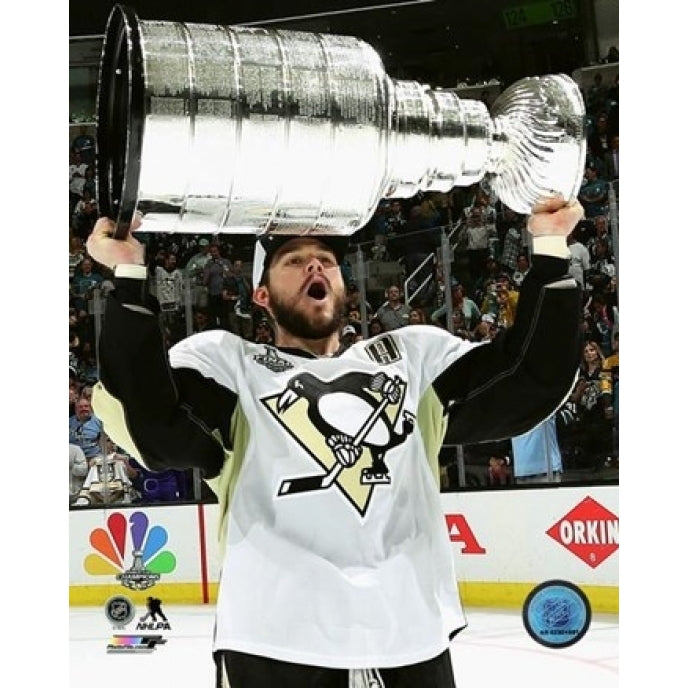 Chris Kunitz with the Stanley Cup Game 6 of the 2016 Stanley Cup Finals Sports Photo Image 1