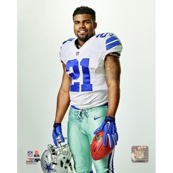 Ezekiel Elliott 2016 Posed Photo Print Image 1