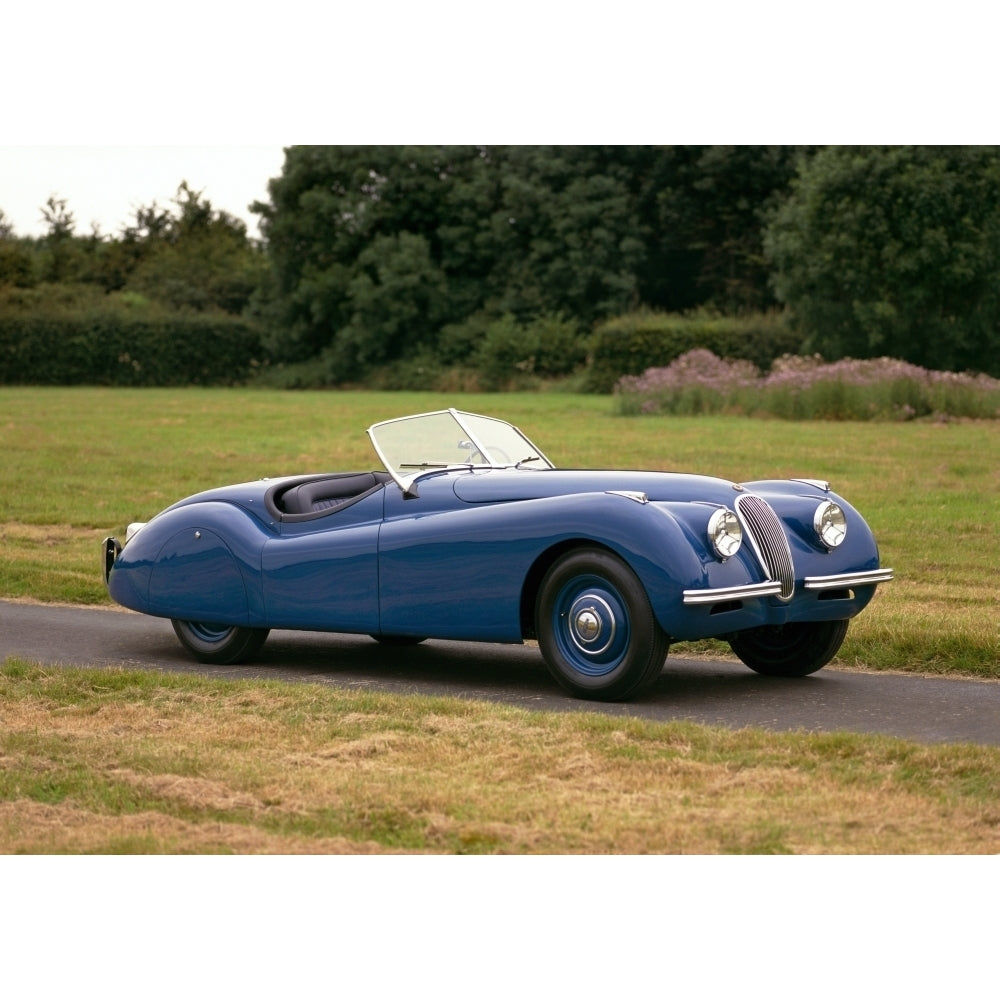 1948 Jaguar XK120 Roadster 2-door 2-seater 34 litre Inline-6 DOHC engine developing 160bhp Country of origin United King Image 2