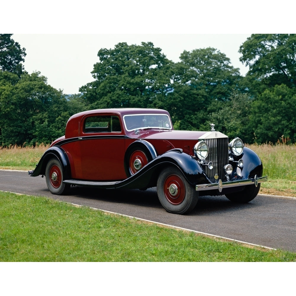 1938 Rolls Royce Phantom III V12 2-door fixed head coupe Country of origin United Kingdom Poster Print Image 2