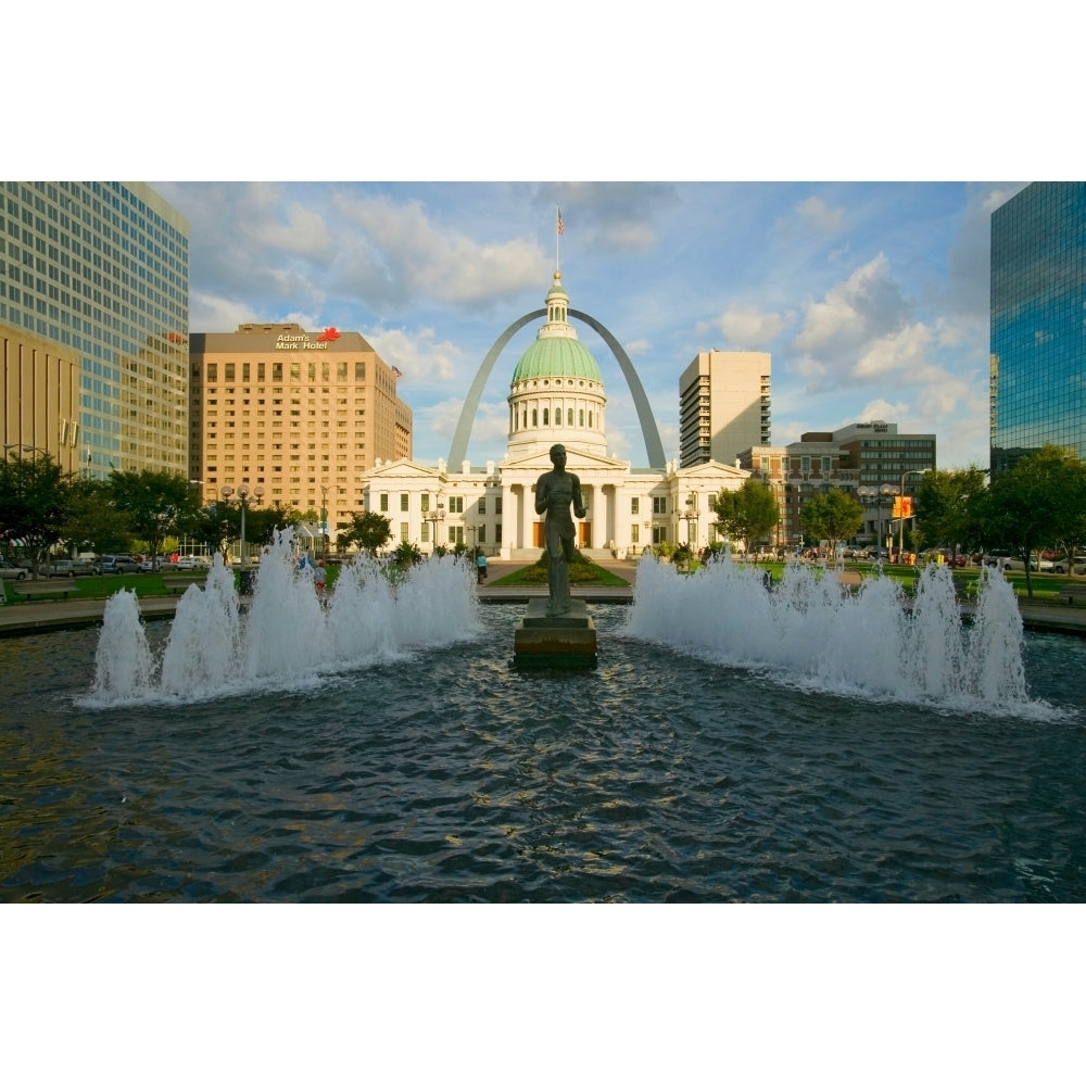 Kiener Plaza - "The Runner" in water fountain in front of historic Old Court House and Gateway Arch in St. Louis Image 1