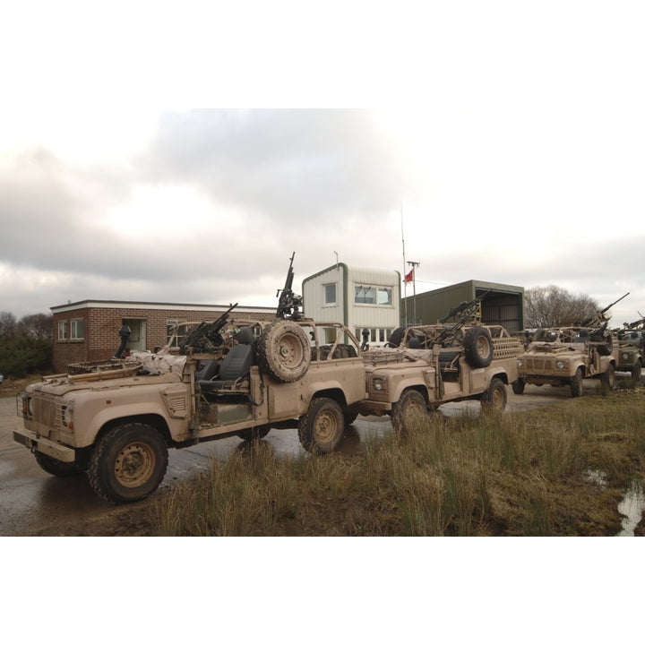 A Pink Panther Land Rover of the British Army Poster Print Image 1