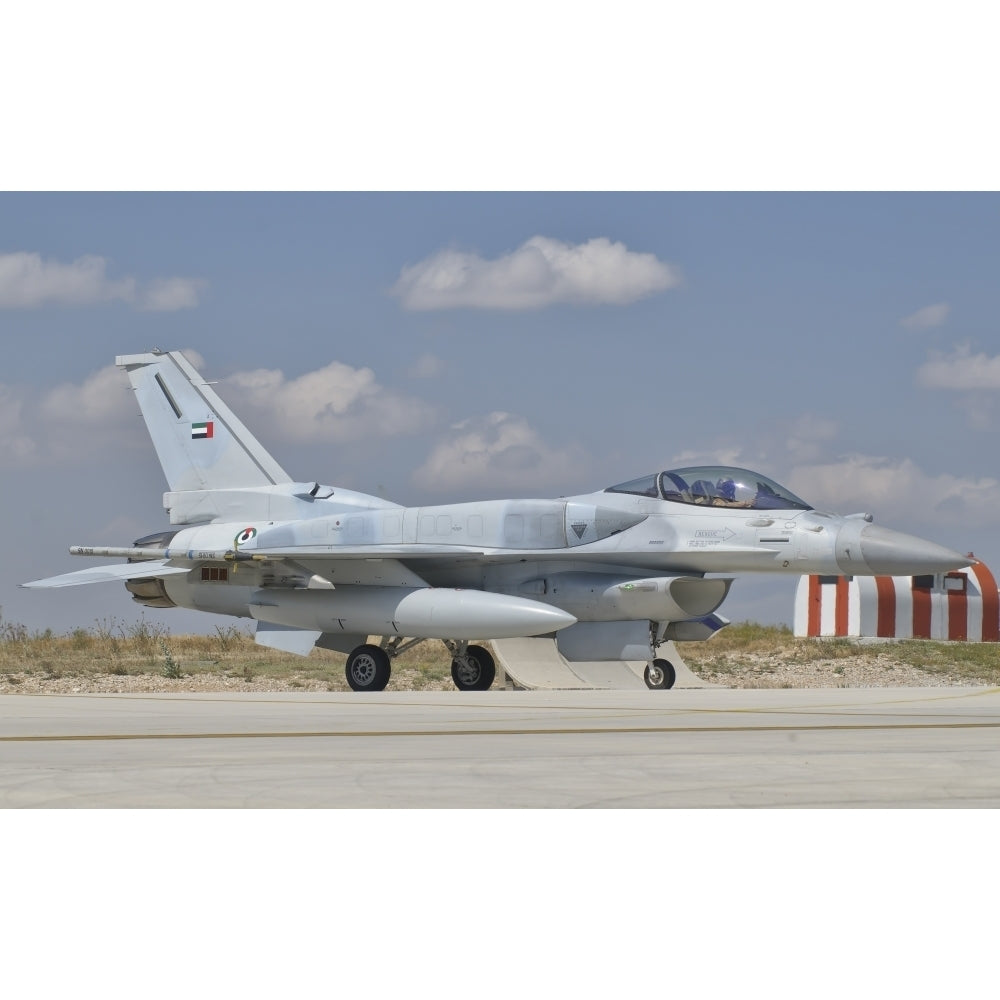 A United Arab Emirates Air Force F-16 Block 52+ taxiing Poster Print Image 2