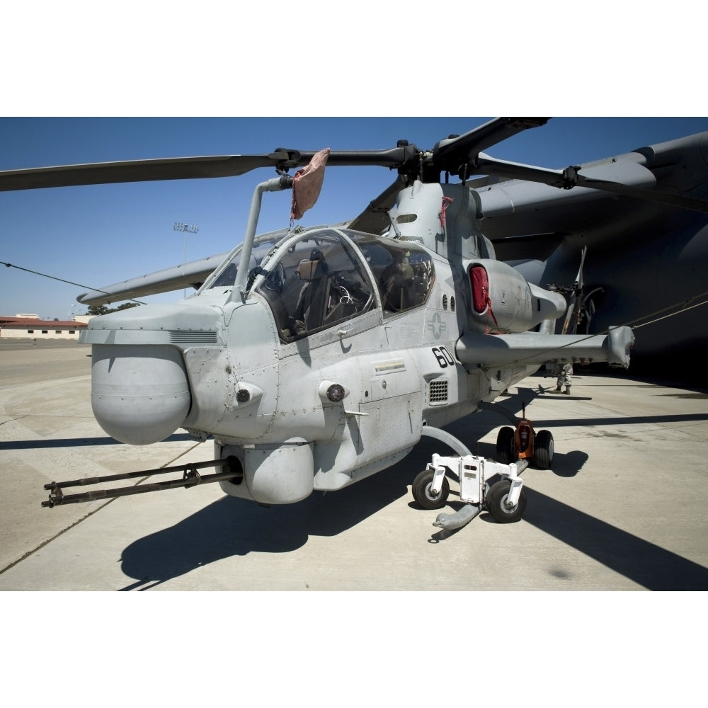 AH-1Z Super Cobra attack helicopter Poster Print Image 2