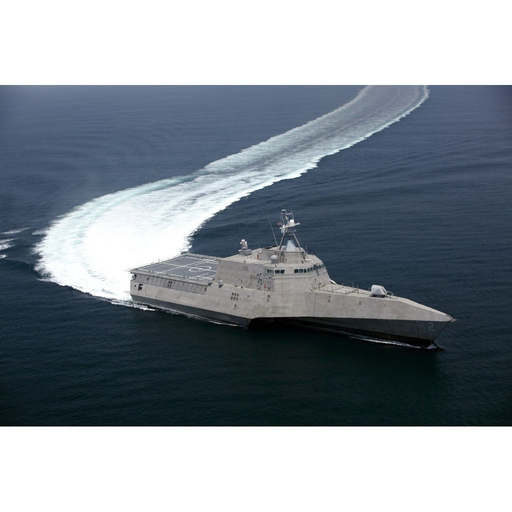 The littoral combat ship Independence underway during builders trials in the Gulf of Mexico Poster Print Image 2