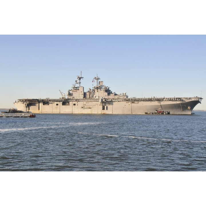 Amphibious assault ship USS Wasp Poster Print Image 1