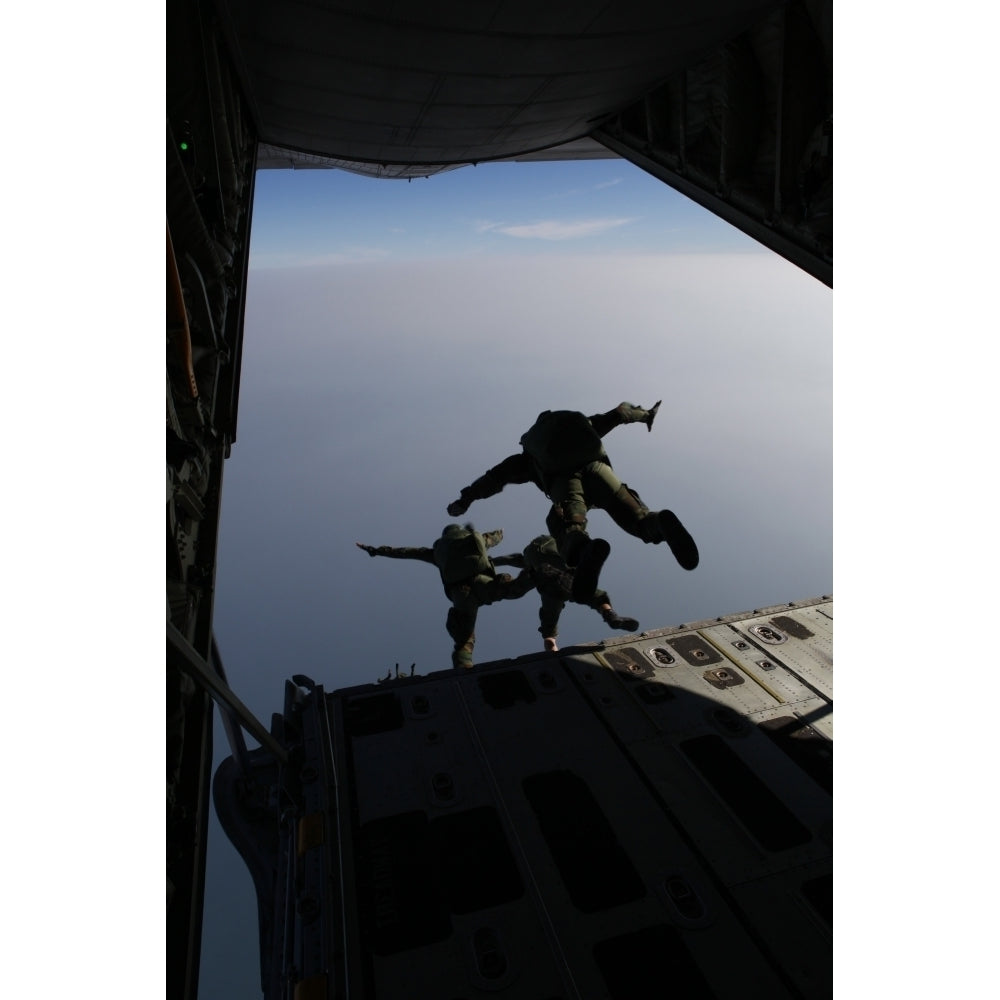 U.S. Marines conduct jump training with a Royal Thai Marine Corps Poster Print Image 2