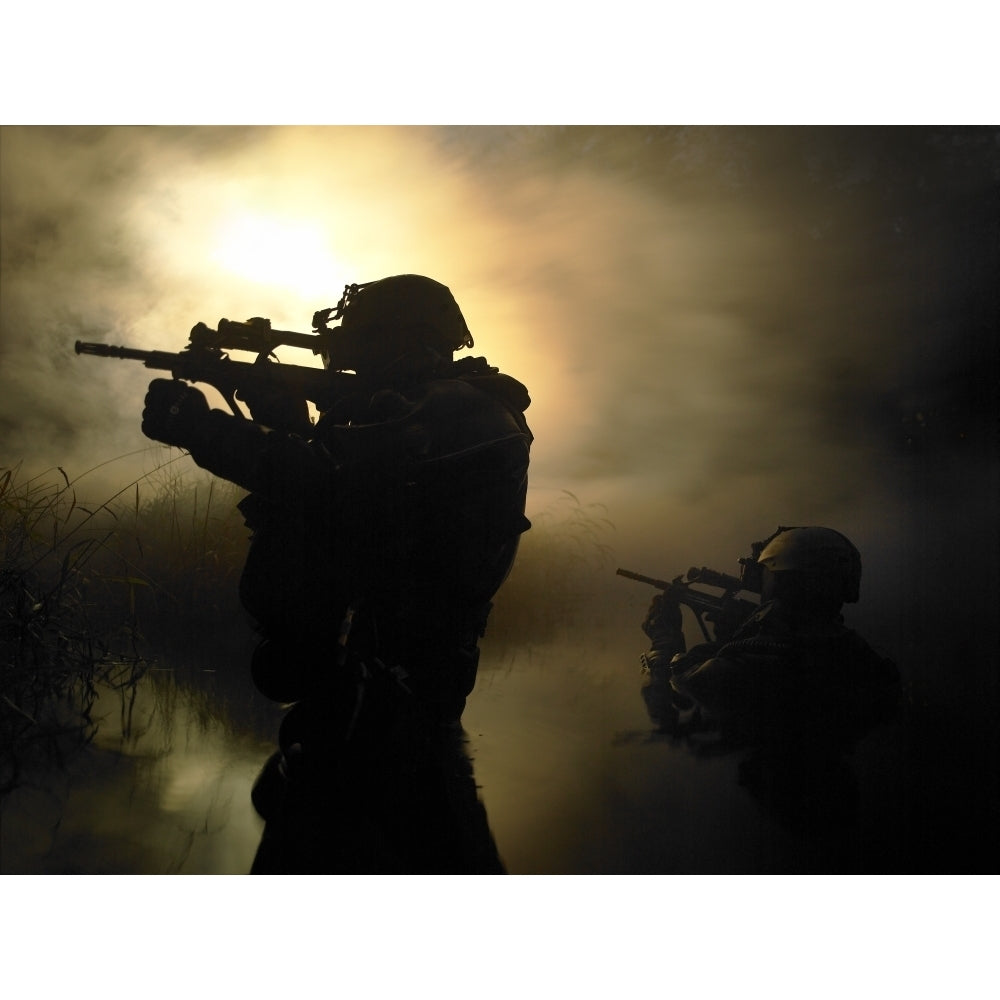 Special operation forces combat divers armed with Steyr AUG assault rifles Poster Print Image 2