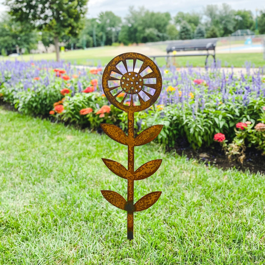 Contemporary Sunflower Garden Stake Image 1