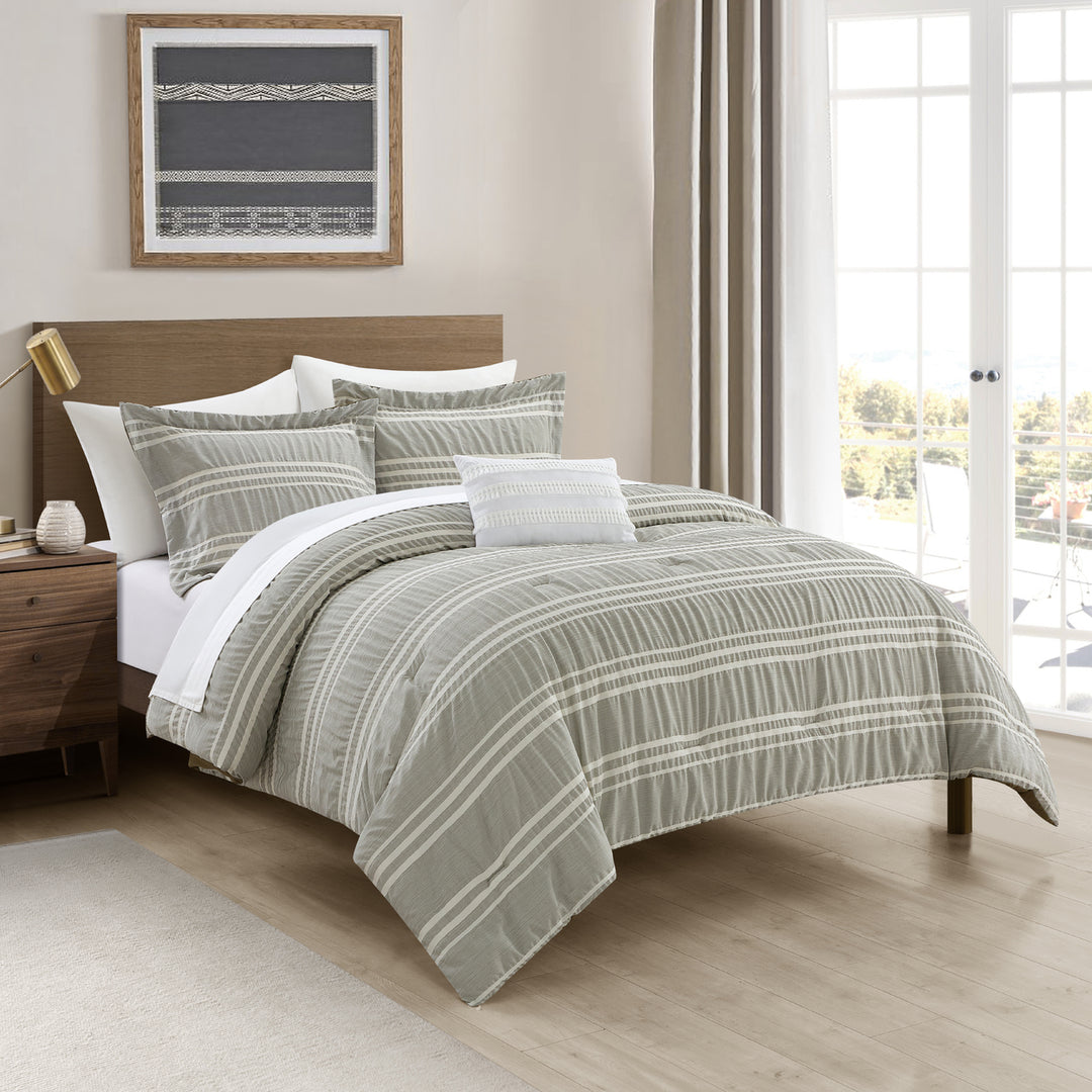 Ada 4 or 3 Piece Comforter Set - Seersucker Fabric with Striped Design and Poly-Silk Filling Image 8