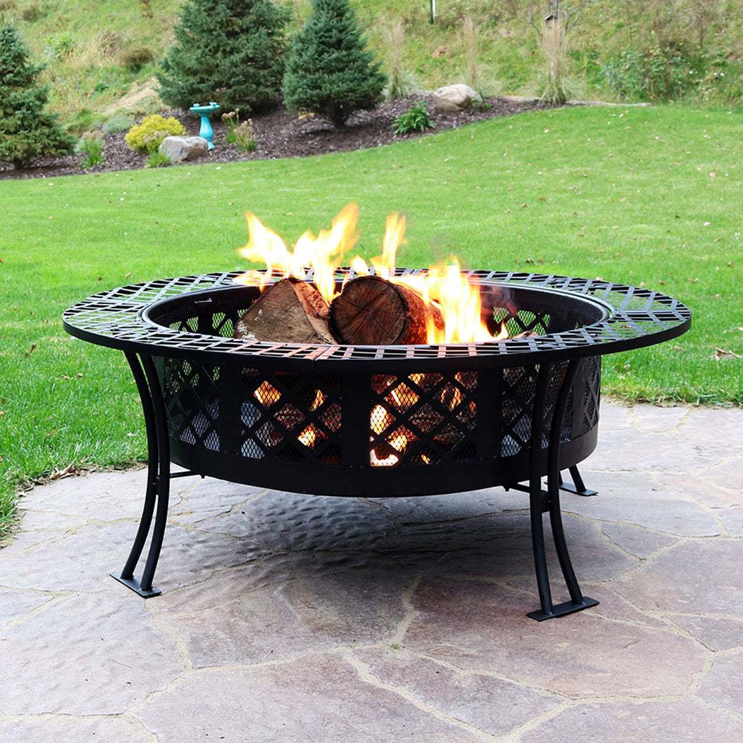 Sunnydaze 40 in Diamond Weave Steel Fire Pit with Spark Screen and Poker Image 6