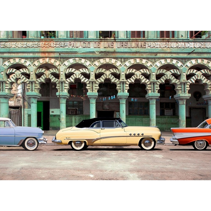 Cars parked in Havana Cuba Poster Print by Pangea Images Pangea Images-VARPDX3AP5081 Image 1