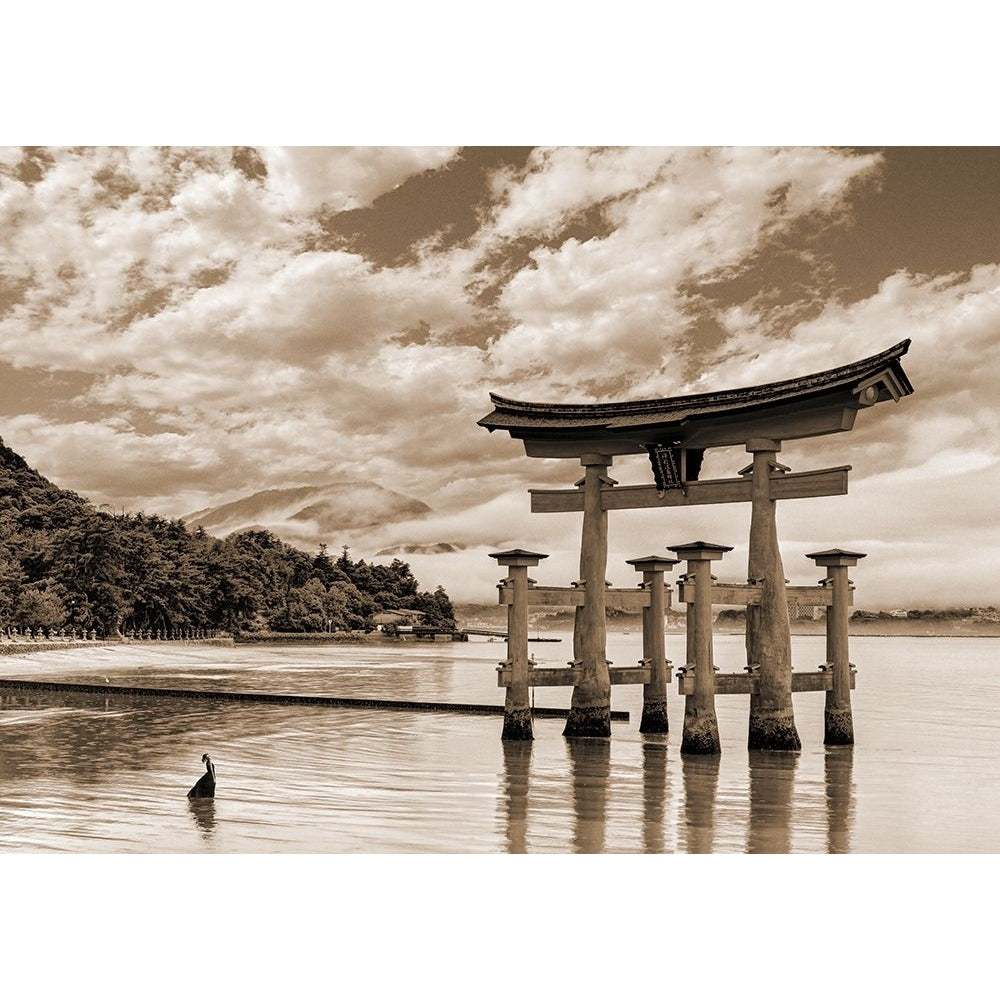 Itsukushima Shrine-Hiroshima-Japan-VARPDX3AP6284 Image 1