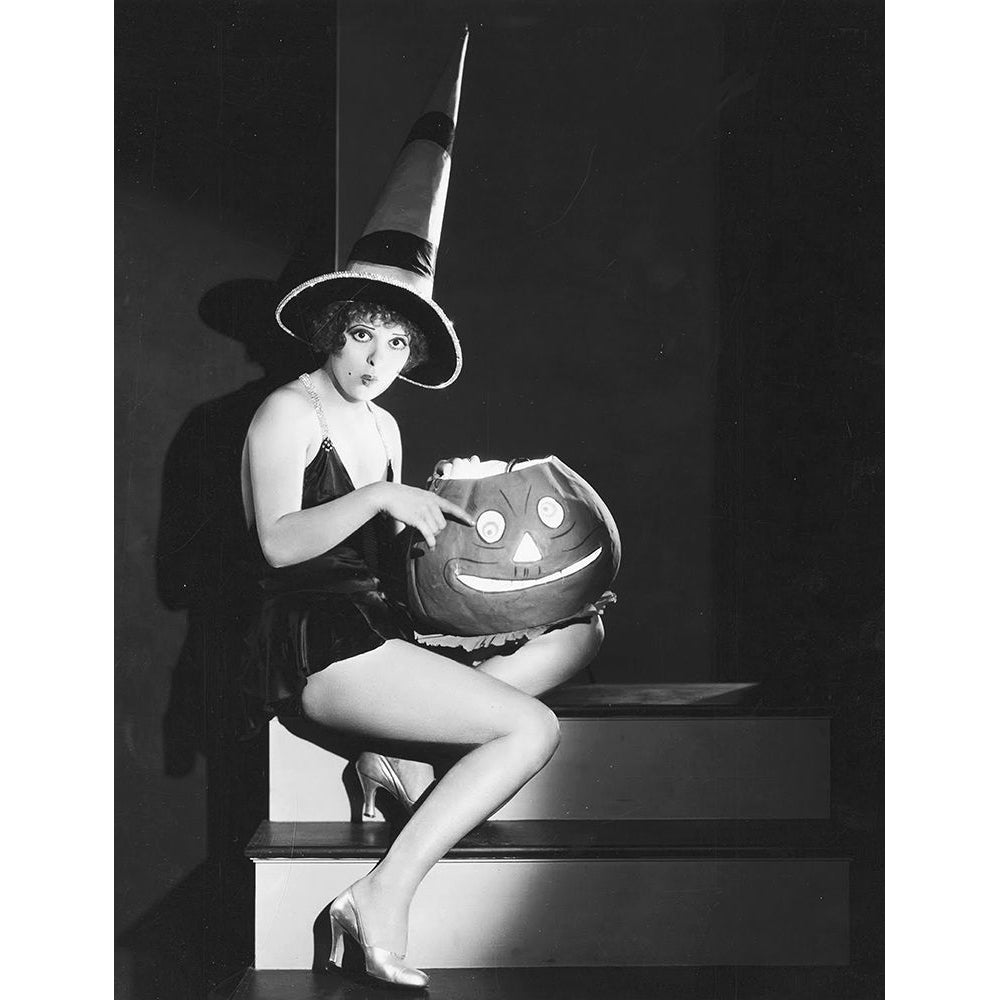 Halloween - Clara Bow Poster Print by Hollywood Photo Archive Hollywood Photo Archive-VARPDX488024 Image 1