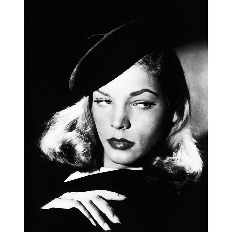 The Big Sleep - Lauren Bacall Poster Print by Hollywood Photo Archive Hollywood Photo Archive-VARPDX488499 Image 1