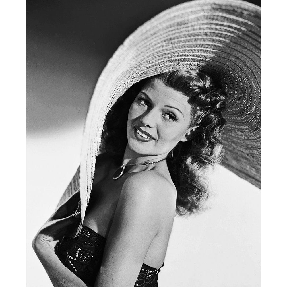 Rita Hayworth Poster Print by Hollywood Photo Archive Hollywood Photo Archive-VARPDX488677 Image 1