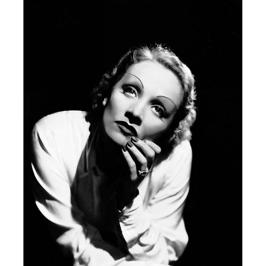 Marlene Dietrich Poster Print by Hollywood Photo Archive Hollywood Photo Archive-VARPDX488922 Image 1