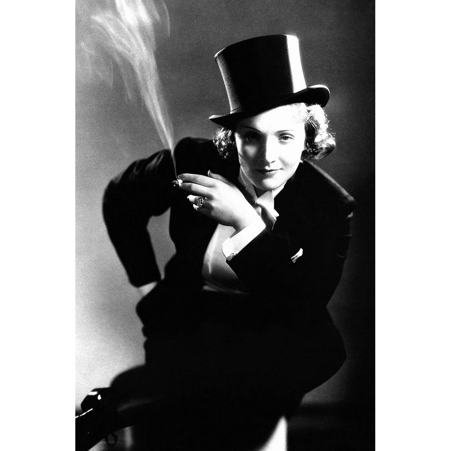 Marlene Dietrich Poster Print by Hollywood Photo Archive Hollywood Photo Archive-VARPDX488930 Image 1