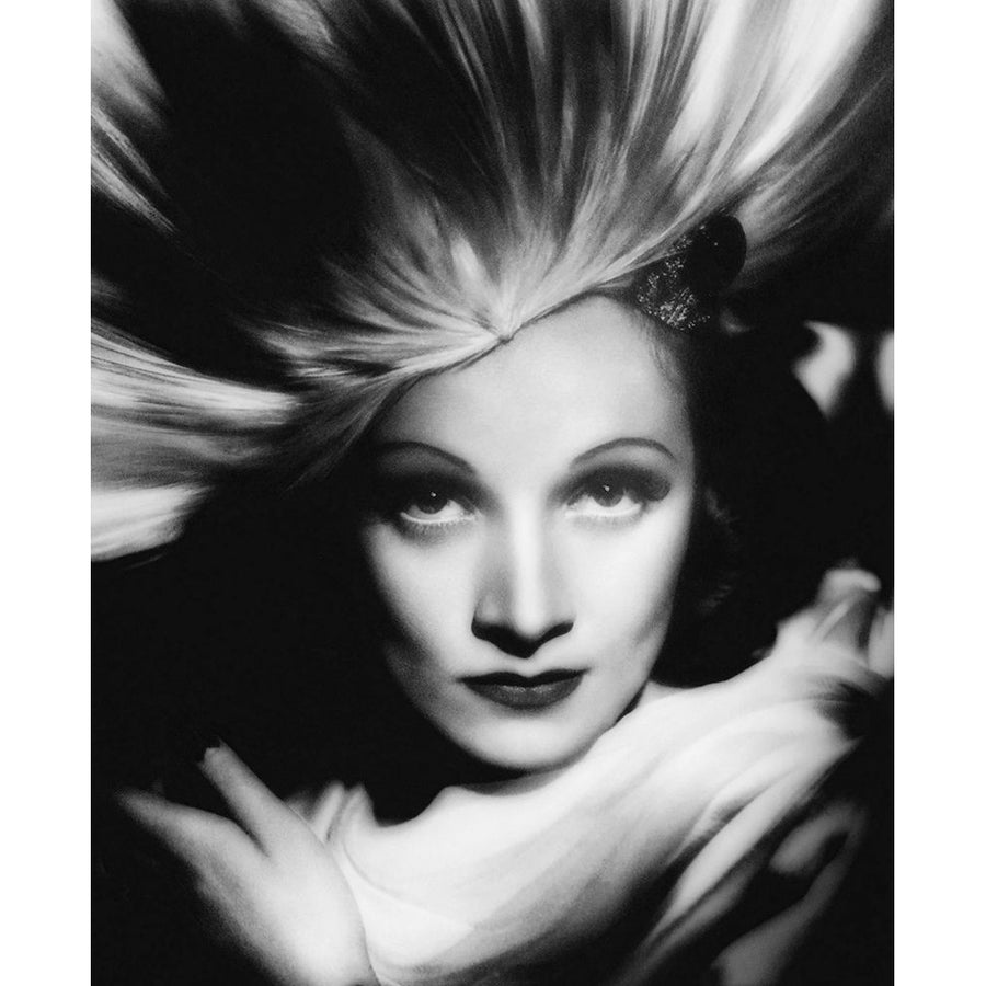 Marlene Dietrich Poster Print by Hollywood Photo Archive Hollywood Photo Archive-VARPDX488920 Image 1