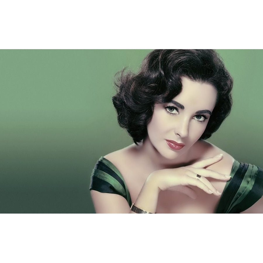 Elizabeth Taylor Poster Print by Hollywood Photo Archive Hollywood Photo Archive-VARPDX490086 Image 1