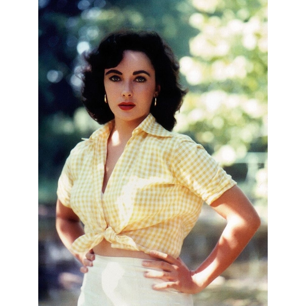 Elizabeth Taylor Poster Print by Hollywood Photo Archive Hollywood Photo Archive-VARPDX490078 Image 1