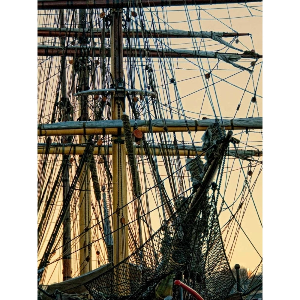 Rigging I Poster Print - Danny Head-VARPDX51324Z Image 1