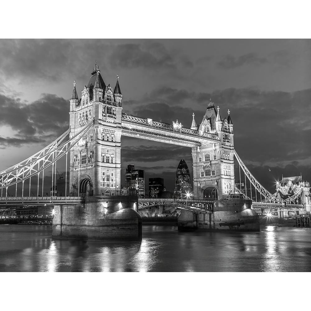 Tower bridge London at night by Assaf Frank-VARPDXAF20080405587C01G Image 1