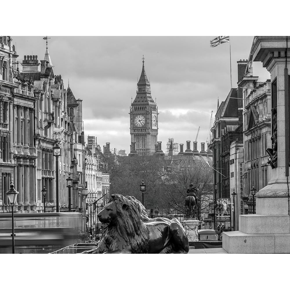 Trafalgar Square-London by Assaf Frank-VARPDXAF20151216002C01G Image 1