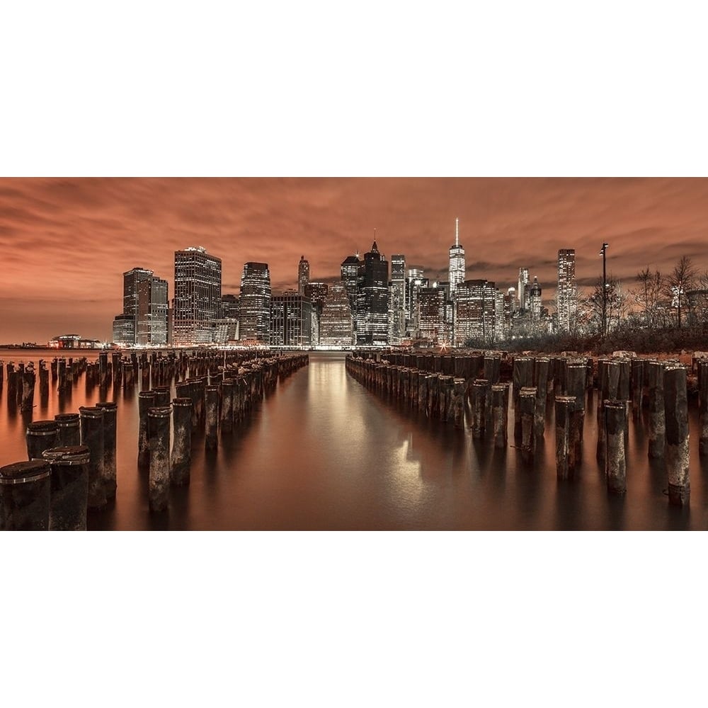 Manhattan skyline with groynes by Assaf Frank-VARPDXAF20160116414C04 Image 1