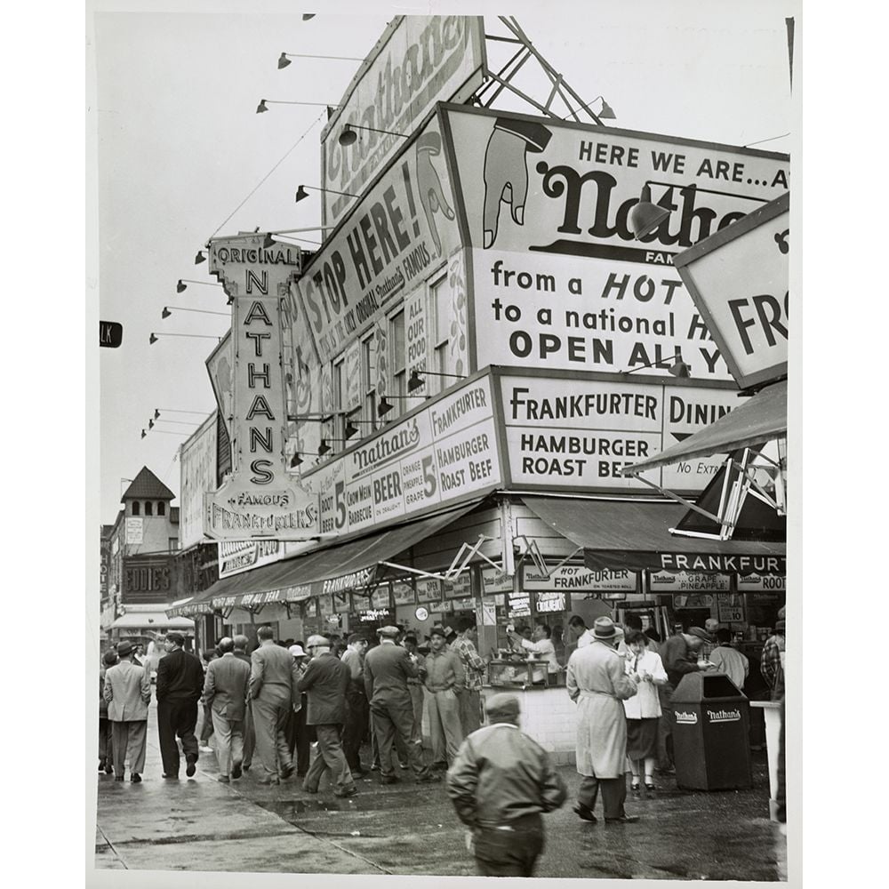 Coney Island II Poster Print - Apple Collection Vintage-VARPDXVINAPP176580 Image 1