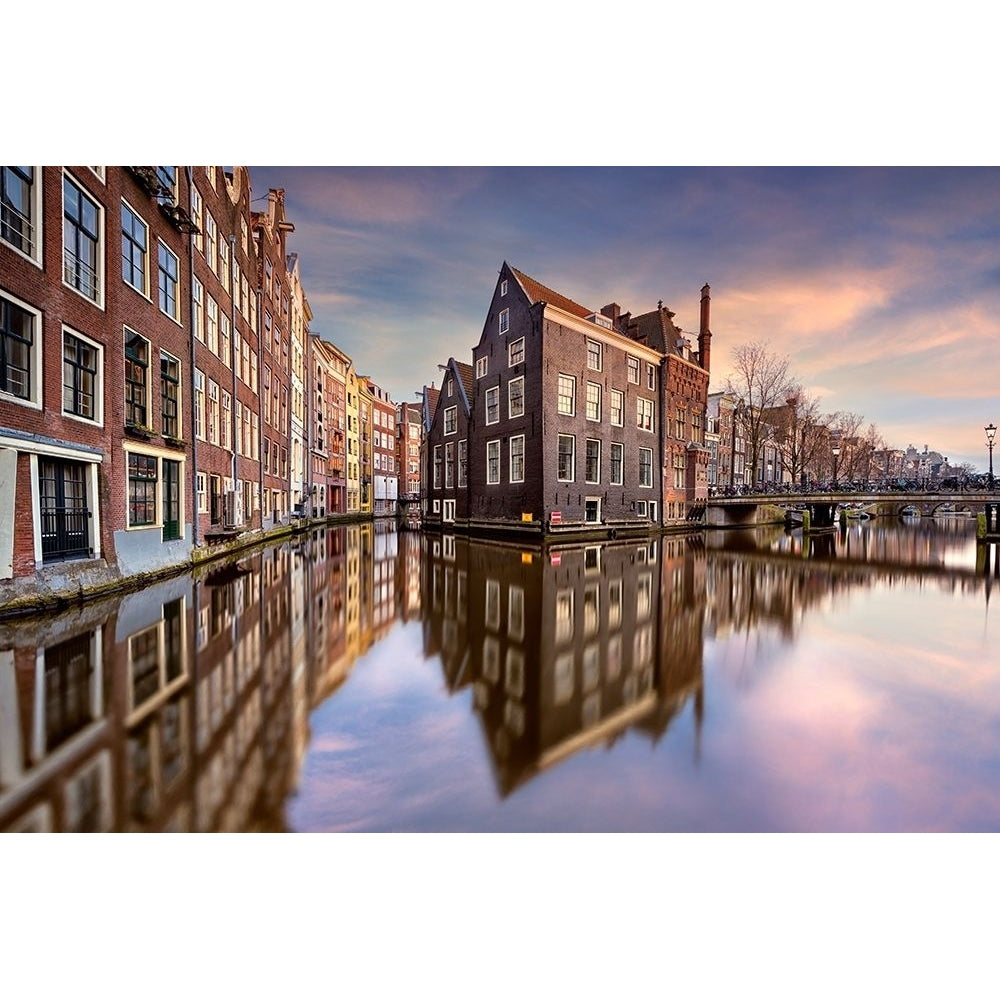 Coucher de soleil sur Amsterdam by Arnaud Bertrande-VARPDXIG9243 Image 1