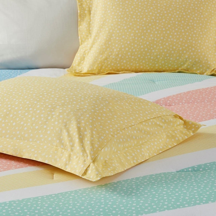 Gracie Mills Arianell Vibrant Rainbow Sunburst Reversible Cotton Comforter Set - GRACE-14035 Image 4