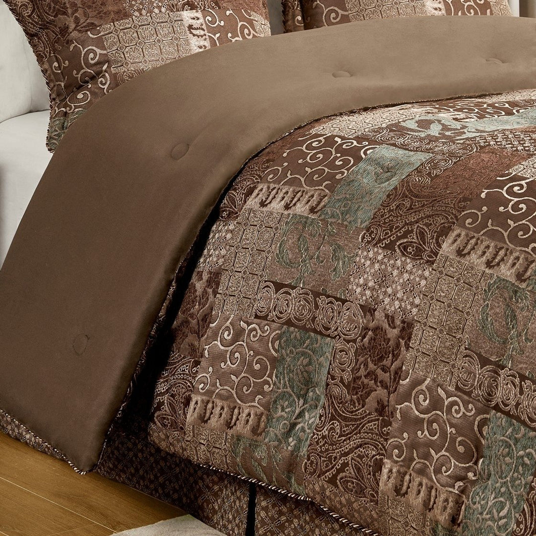 Gracie Mills 4-Piece Chenille Jacquard Comforter Set Patchwork Warm Tones GRACE-15224 Image 3