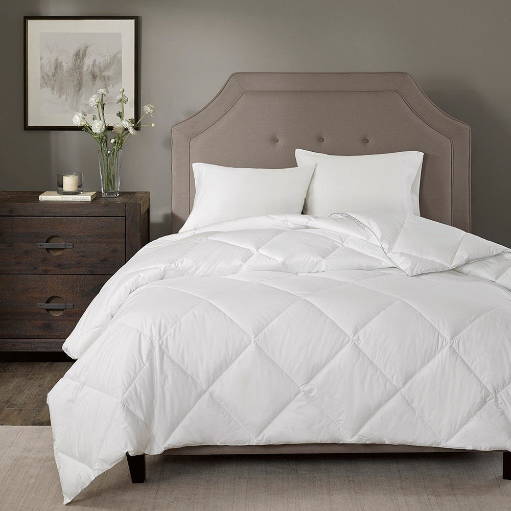 Gracie Mills Lonnie All-Season Diamond Quilting 1000 Thread Count Down Alternative Comforter - GRACE-5726 Image 2