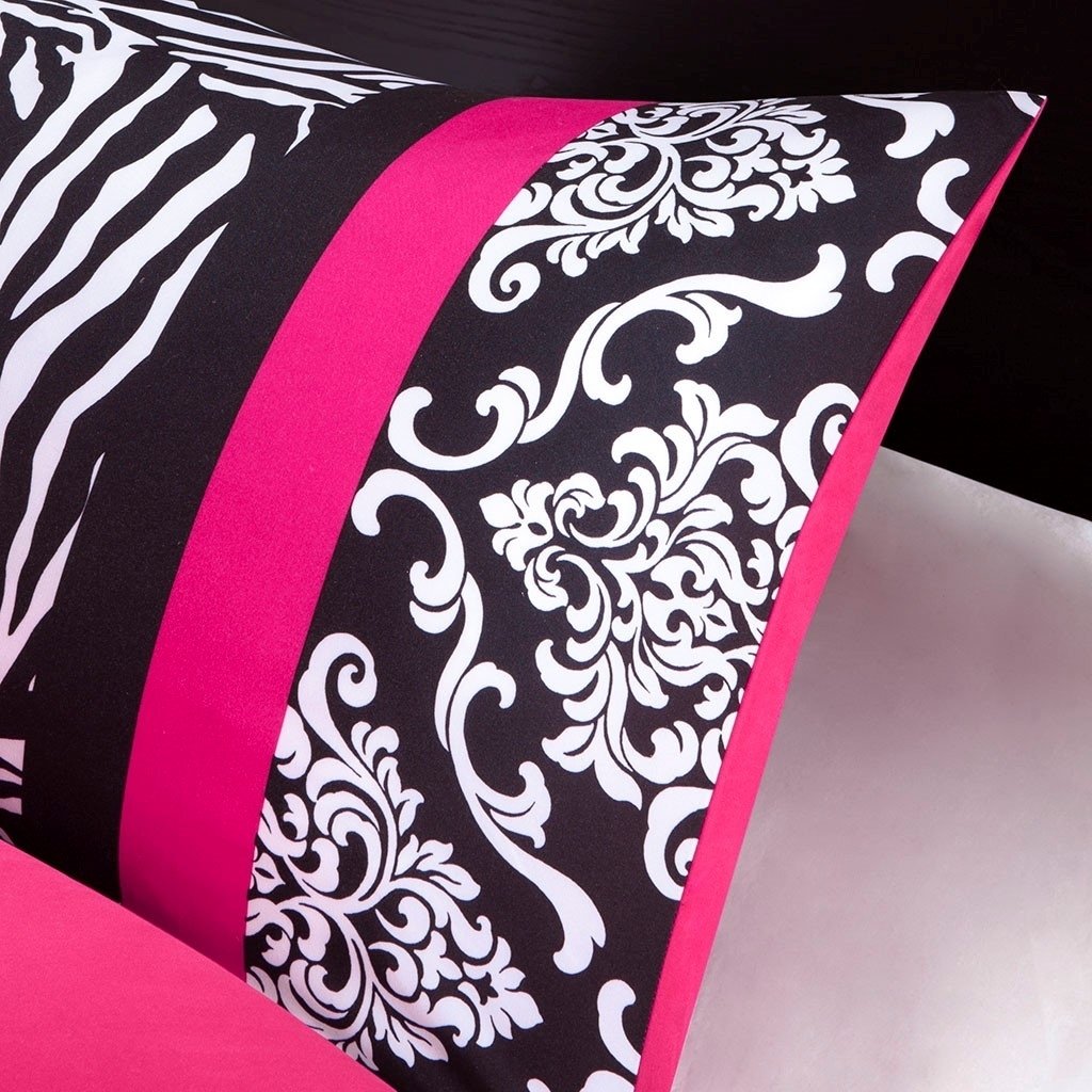 Gracie Mills 4-Piece Zebra Striped Comforter Set Black White Pink GRACE-6083 Image 3