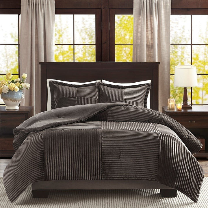 Gracie Mills Hendricks Plush Down Alternative Comforter Set - GRACE-7168 Image 3