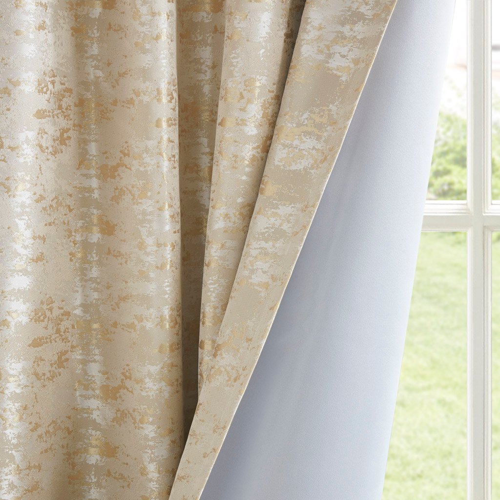 Gracie Mills Soraya Jacquard Total Blackout Curtain Panel - GRACE-9807 Image 3