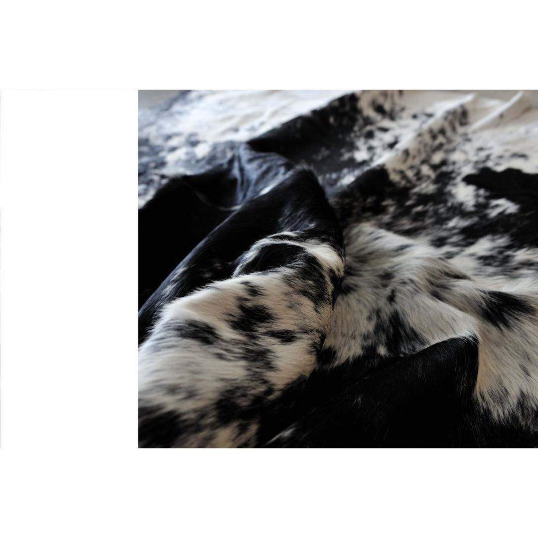 Natural Calfskin Throw Rug 2x3 Salt and Pepper Black White 1-Piece Image 2