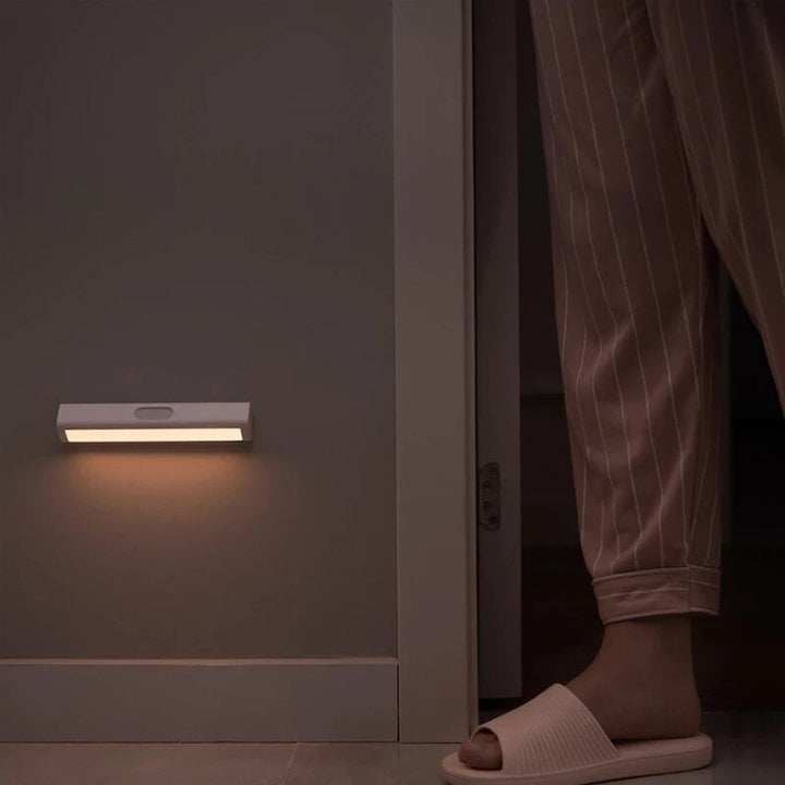 LED Induction Night Light Human Body Sensor 2 Brightness Level 8 Months Standby Time Wireless For Bedroom Closet Image 4