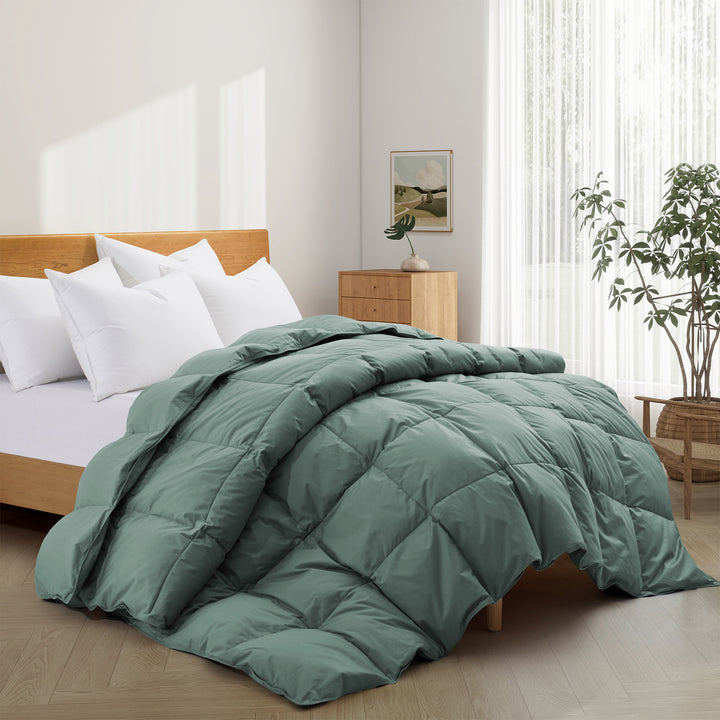 Organic Cotton Duvet Soft and Breathable Goose Down Comforter Image 1