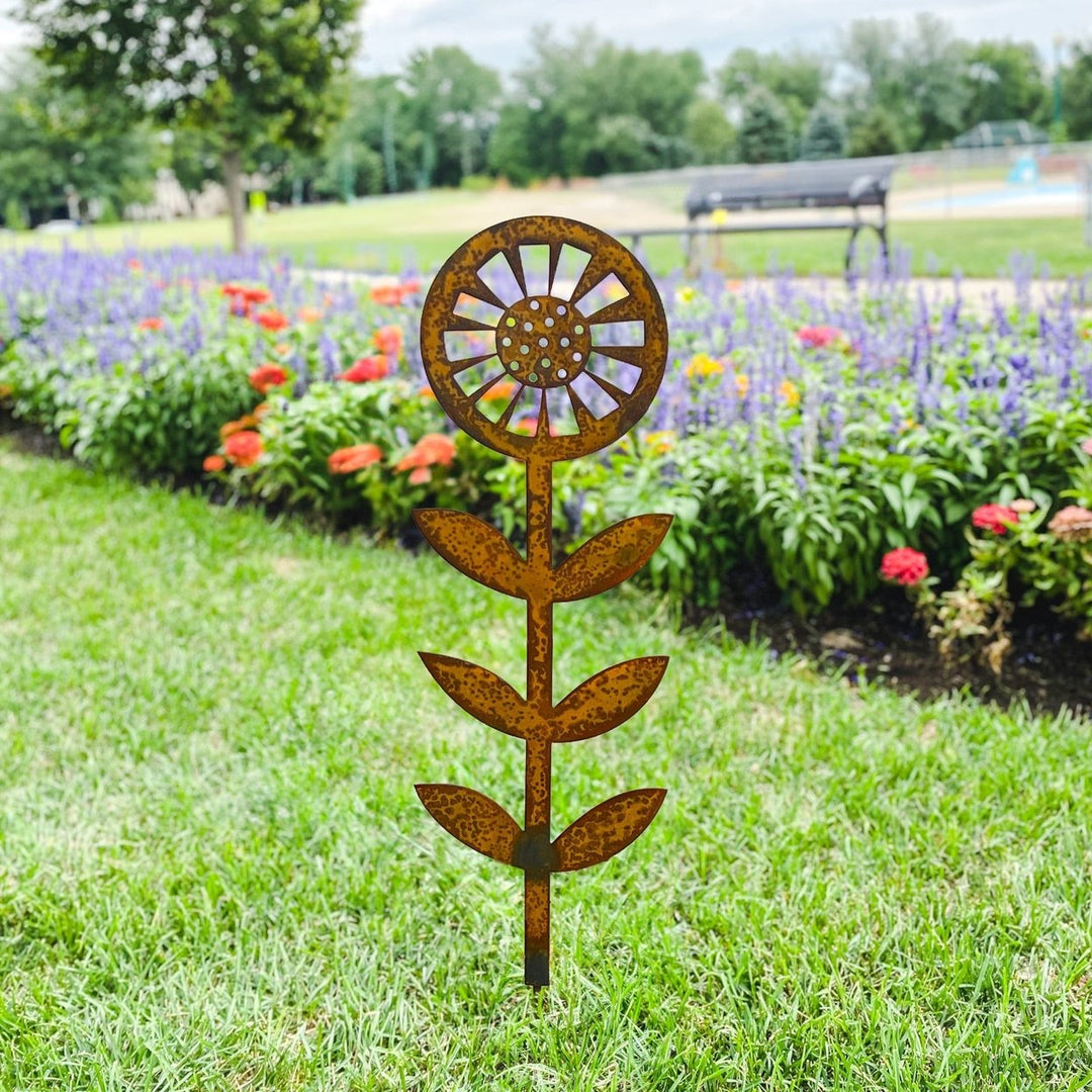 Prairie Dance Contemporary Sunflower Garden Stake Image 1