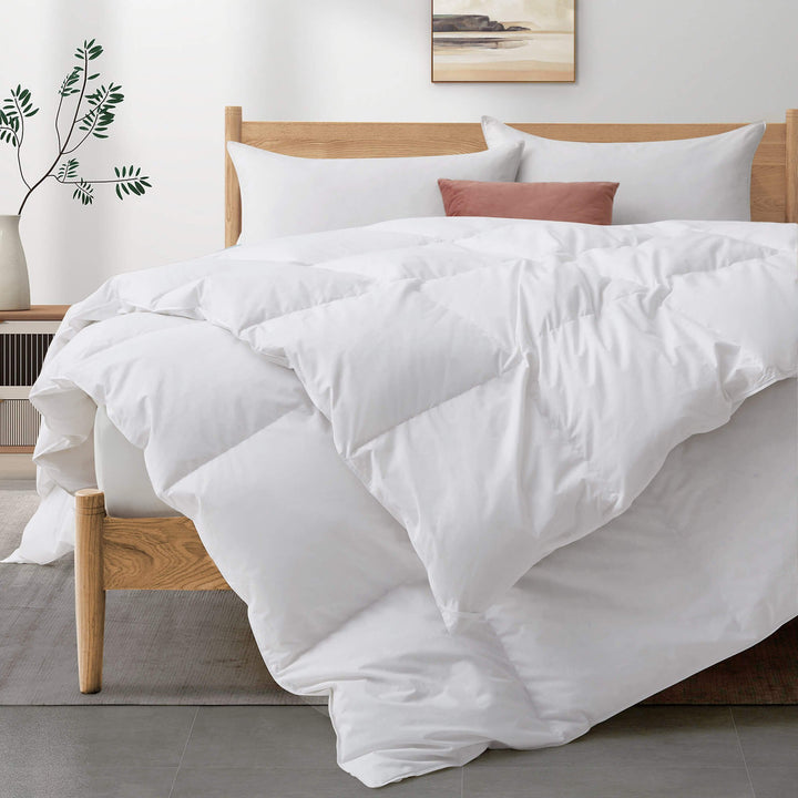 Goose Down Comforter White Cotton Cover Lightweight Fluffy Twin Full King Size Image 1