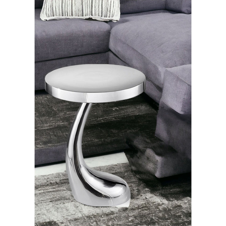 21" Silver Aluminum Round End Table Image 9